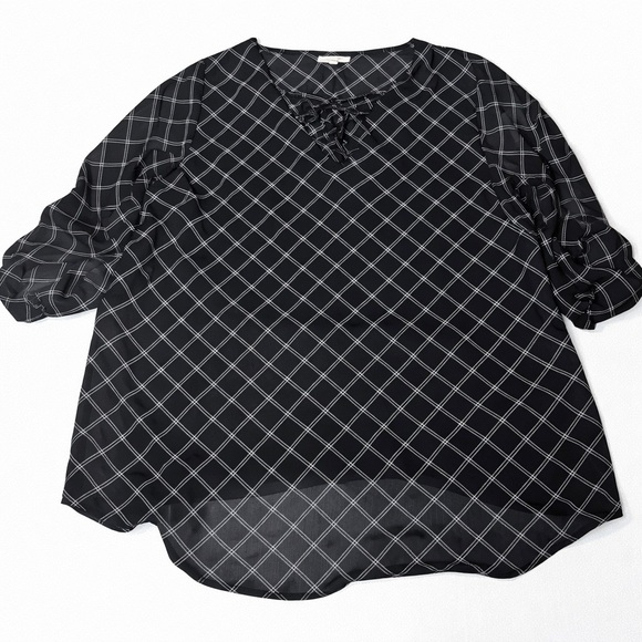Maurices Tops - 🖤 Maurices Black & White Sheer Blouse (Size 1 / Plus